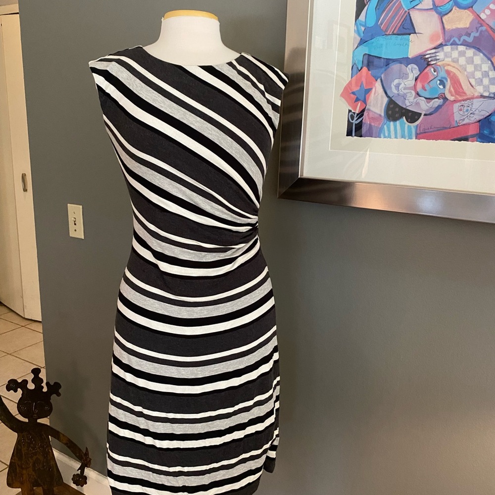 LOFT Rushed Dress Size SP - Picture 1 of 3